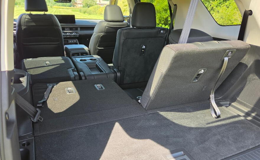 2026 Honda Pilot AWD Elite row 3