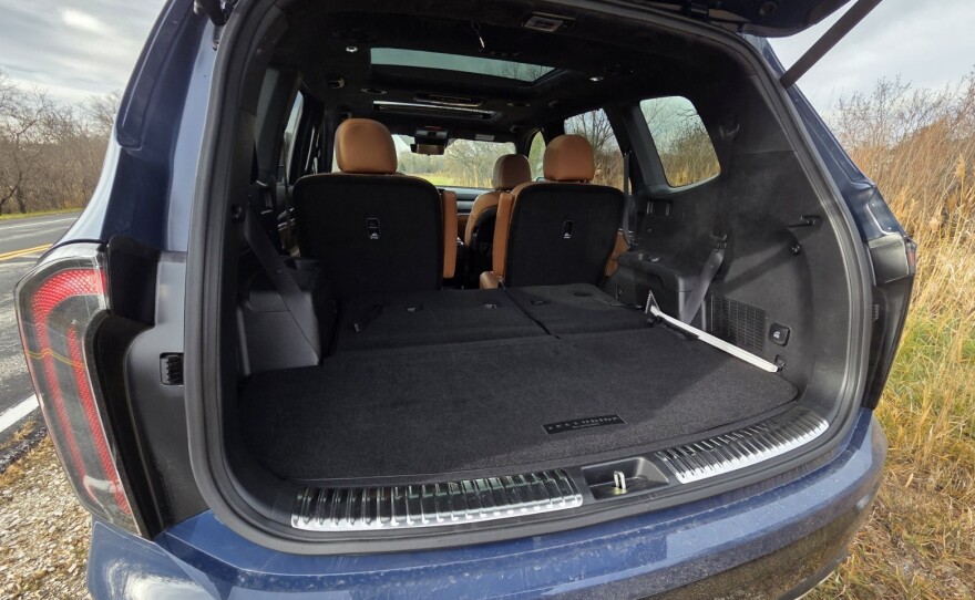 2025 Kia Telluride SX-Prestige X-Pro AWD cargo