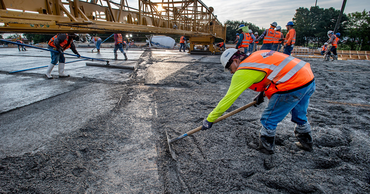 Gericht sagt, die Politik der Kommunalverwaltung verstoße gegen das Lohngesetz der Gewerkschaften Gericht sagt, die Politik der Kommunalverwaltung verstoße gegen das Lohngesetz der Gewerkschaften