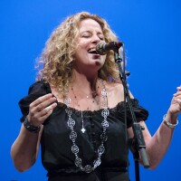 Amy Helm solo, 2021.jpg