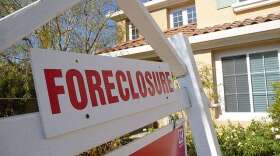 Foreclosure sign. Source: WikiMedia Commons