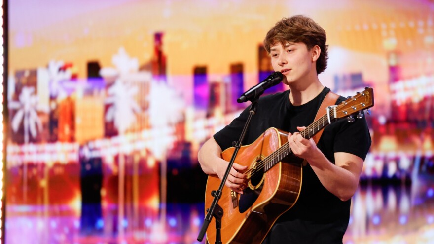 Singer Cole Swensen