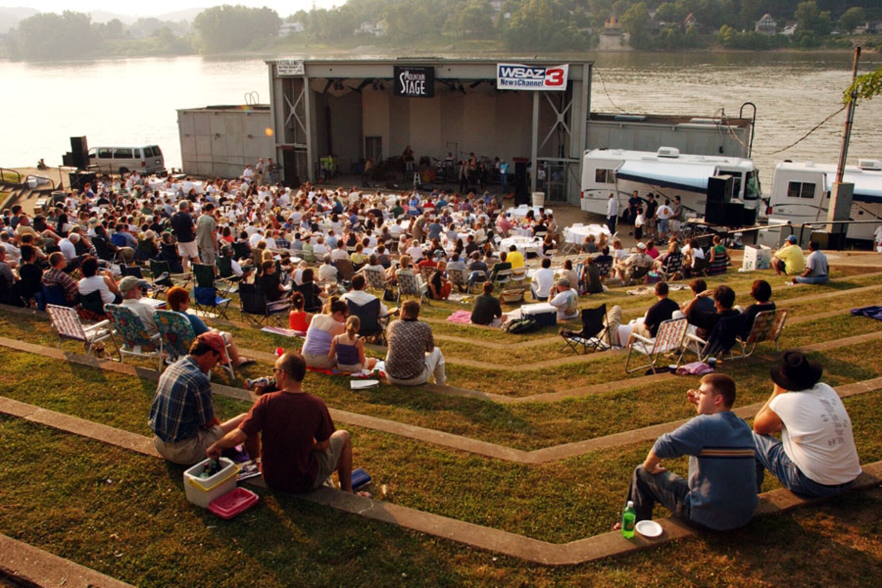 Audience - Jazz Mu Tazz - 2002