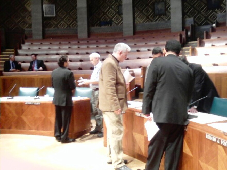 Common Council members on chamber floor