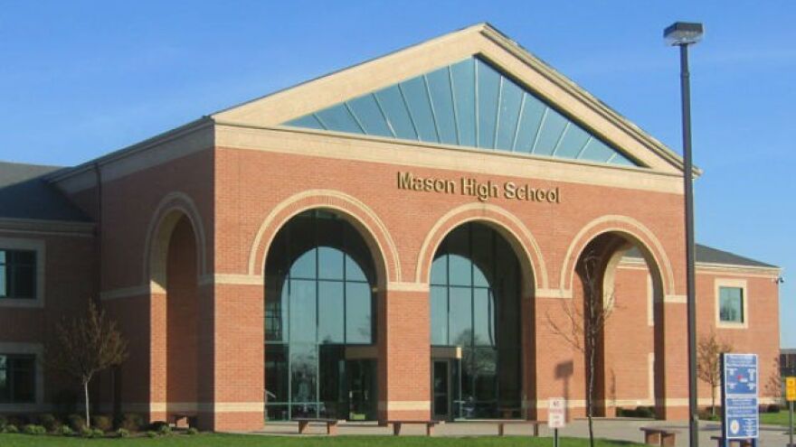 During the 2020-21 school year, Mason High School alone saw enrollment exceed 3,500, making it the largest high school by enrollment in Ohio. 