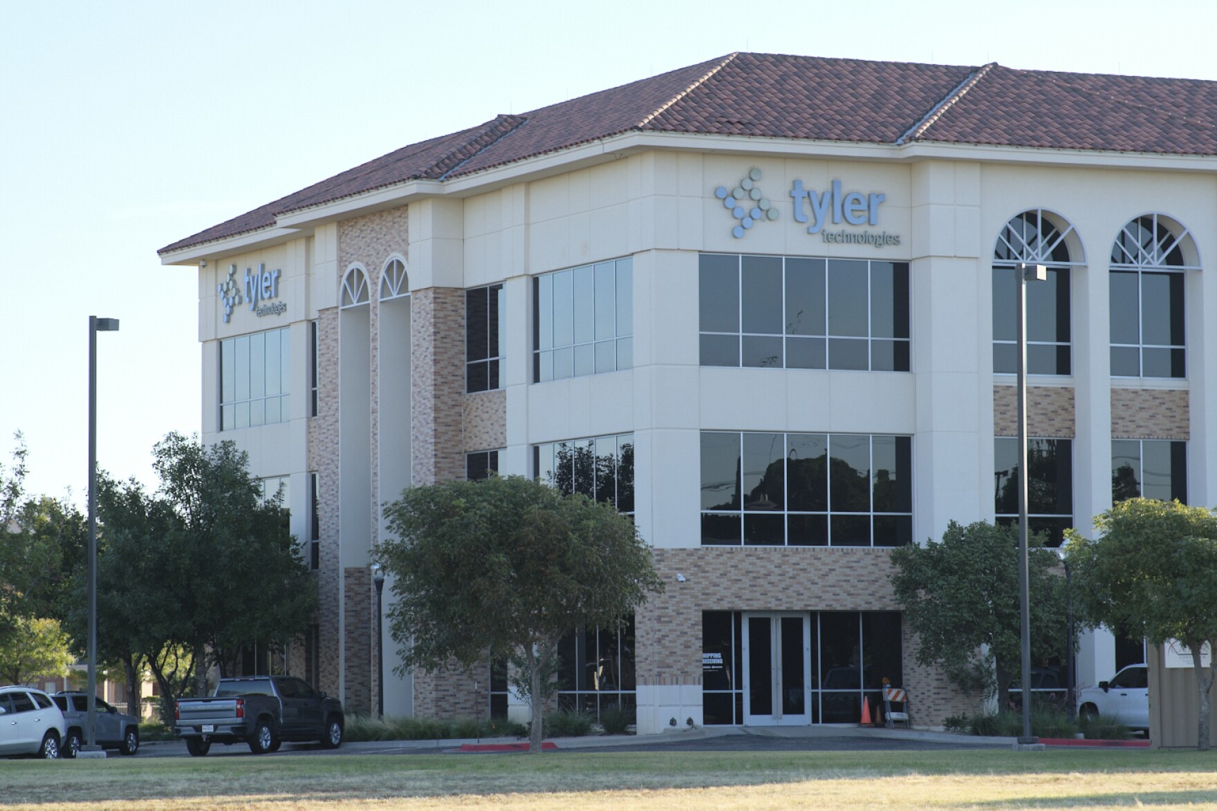 lubbock-county-not-only-one-with-tyler-technologies-software-issues-kttz
