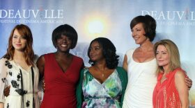 (L-R): US actress Emma Stone, US actress Viola Davis, US actress Octavia Spencer, US actress  Alison Janney and US screenwriter Kathryn Stockett pose during the photocall of the movie "The Help".