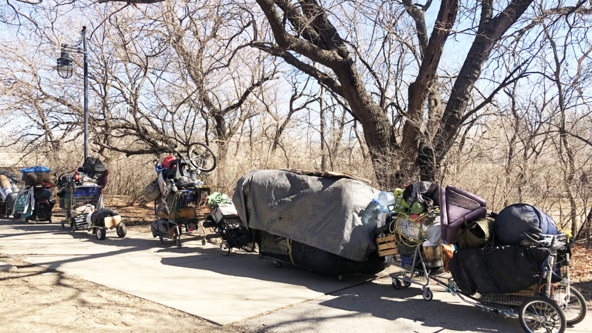 City to end use of costly 'eviction mercenaries' to clear homeless camps in Wichita parks - Vimarsana News