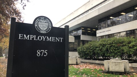 Oregon's unemployment rate fell to 4.2% in November.
