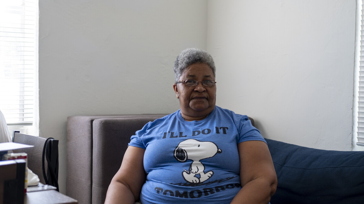 How 'navigators' help Broward's homeless find a place to live - Vimarsana News