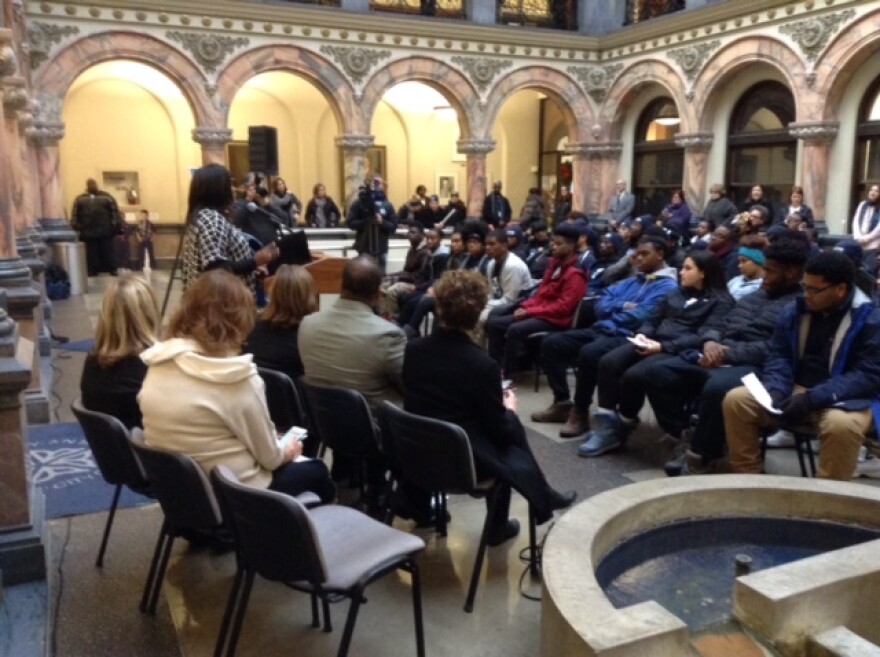 Mayor Warren and World of Inquiry studens
