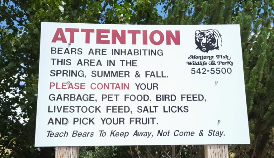 A bear warning sign.