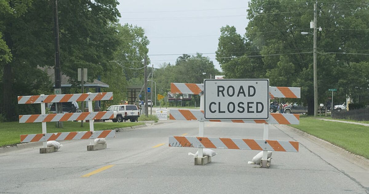 Promised report on Kentucky single-bid paving contracts 8 months late