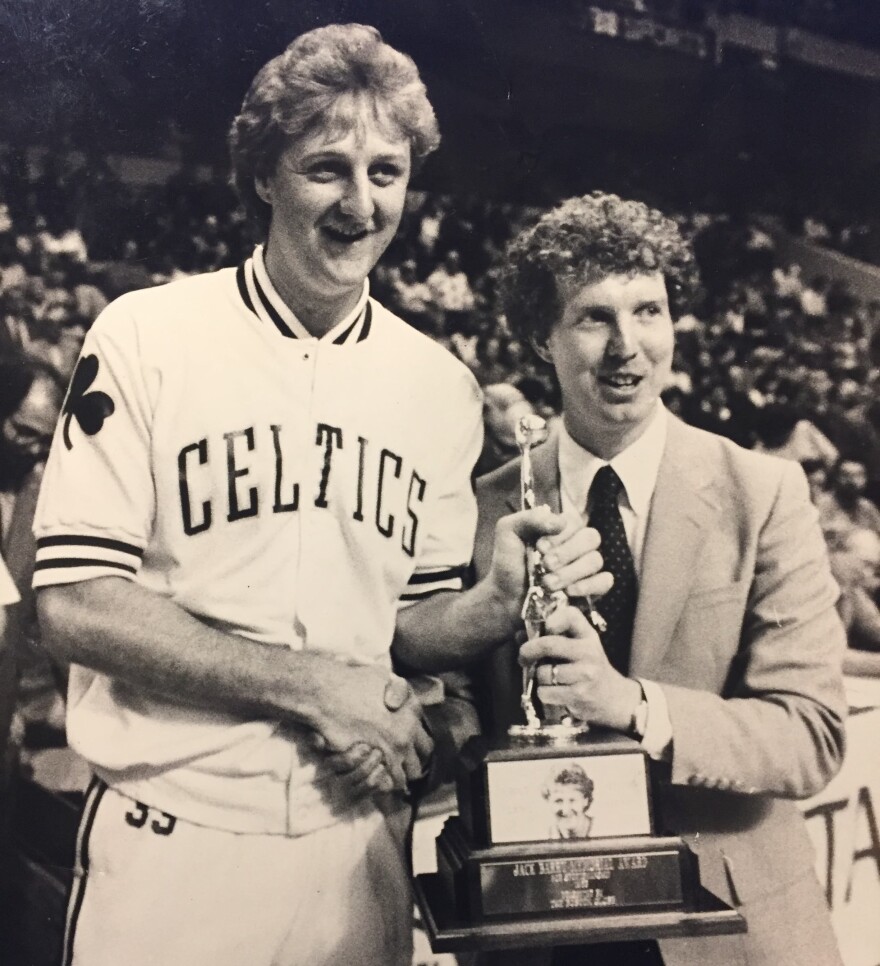 Dan Shaughnessy with Larry Bird (Stan Grossfeld/Boston Globe)