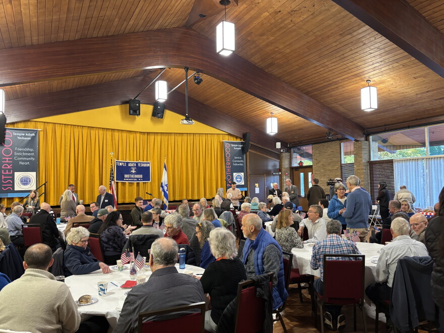 Voters gather for a candidate forum at Temple Adath Yeshurun in Manchester, Oct. 25, 2026.