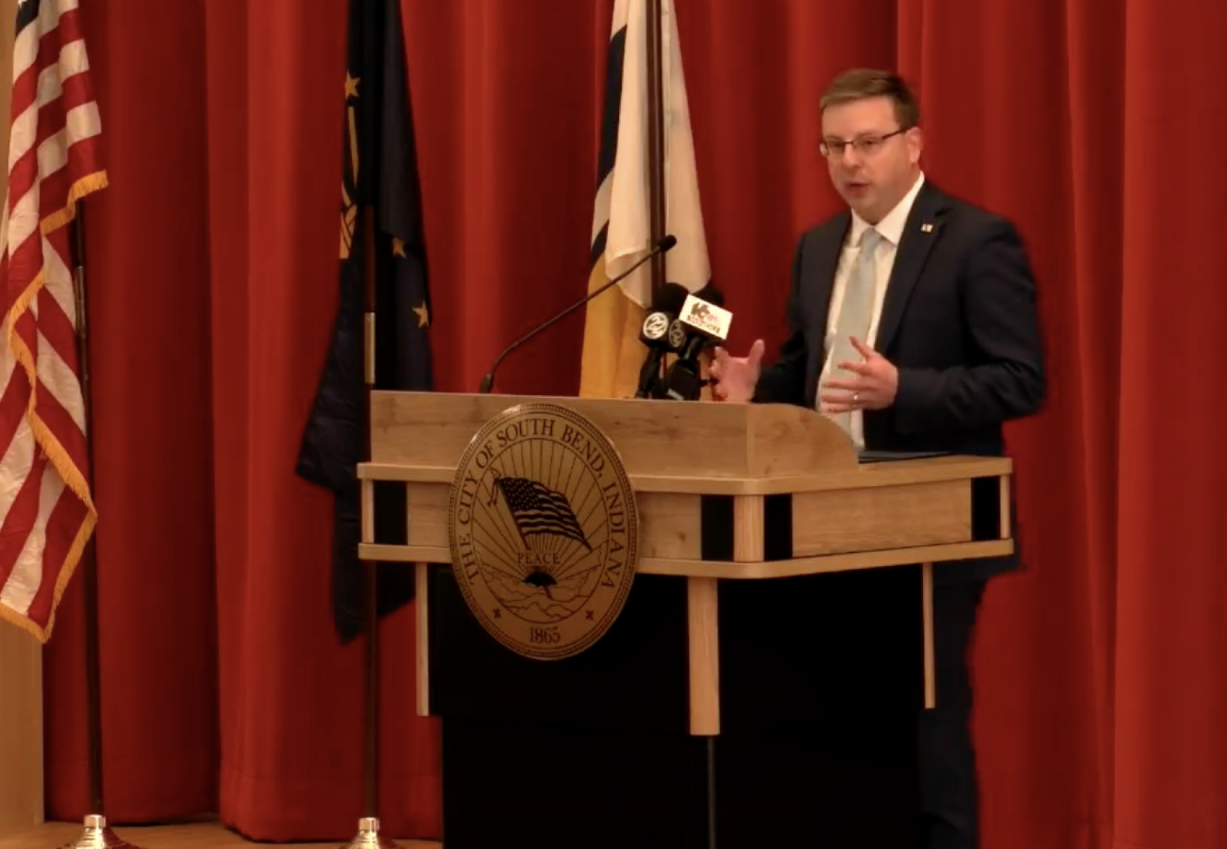 South Bend Mayor James Mueller gives 2022 state of the city address