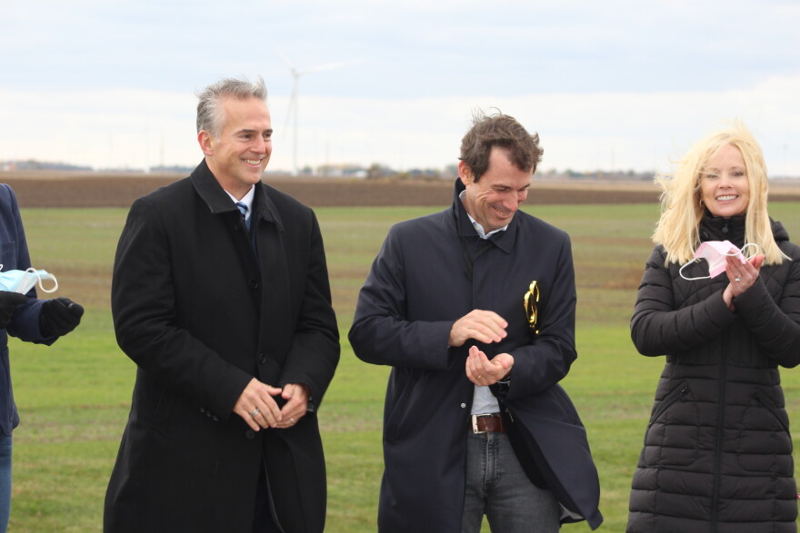 Left to right: NiSource President Pablo Vegas, CEO of EDP Renewables Miguel Stilwell, and President of Vestas North America Laura Beane (WBAA News/Ben Thorp)