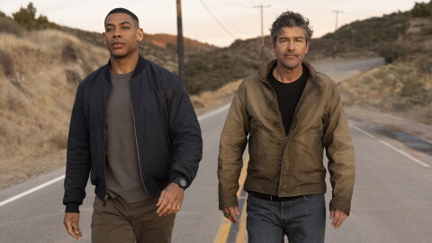 Aaron Pierre as John Stewart and Kyle Chandler as Hal Jordan in ‘Lanters.’`