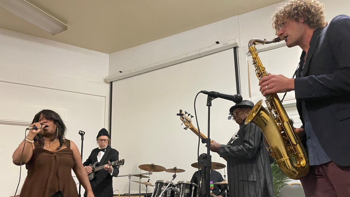 North Richmond musicians work to keep the city's historic blues scene alive - Vimarsana News
