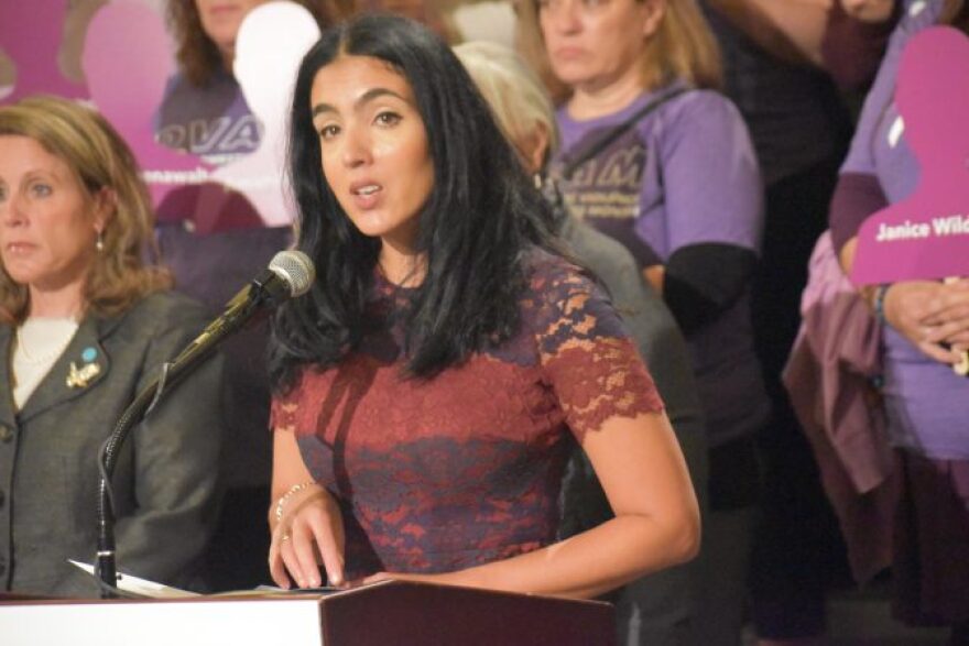 gisele_fetterman_second_lady_of_pennsylvania_at_domestic_violence_awareness_ceremony.jpg