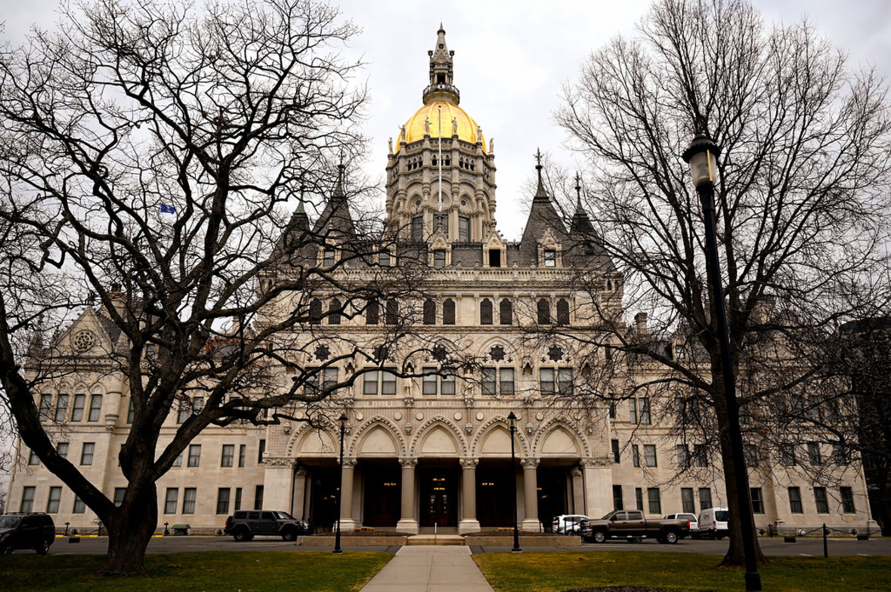CT Senate Gives Final Approval To $46.4 Billion State Budget ...