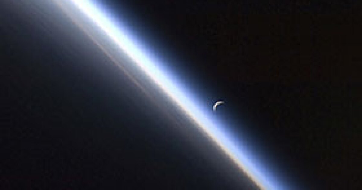 Medical commentary: A neurologist asks: What is space really doing to the human body?