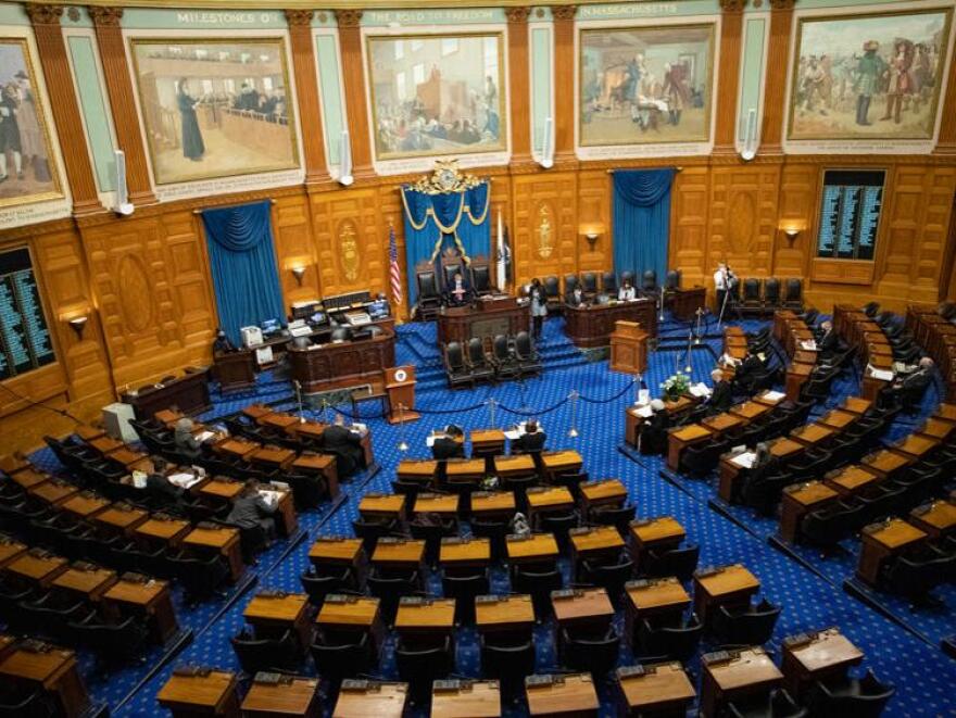 Massachusetts House advances 3.1B spending bill