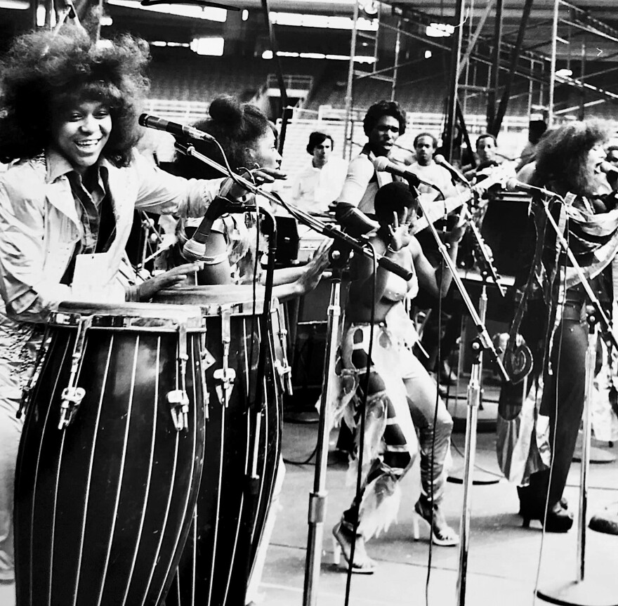The ladies of Parlet and their band onstage at the Chocolate Jam show at RFK Stadium on July 1, 1978. (Left to right) Janice Carlton, Shirley Hayden, Jeanette Washington, Donnie Sterling, and Mallia Franklin