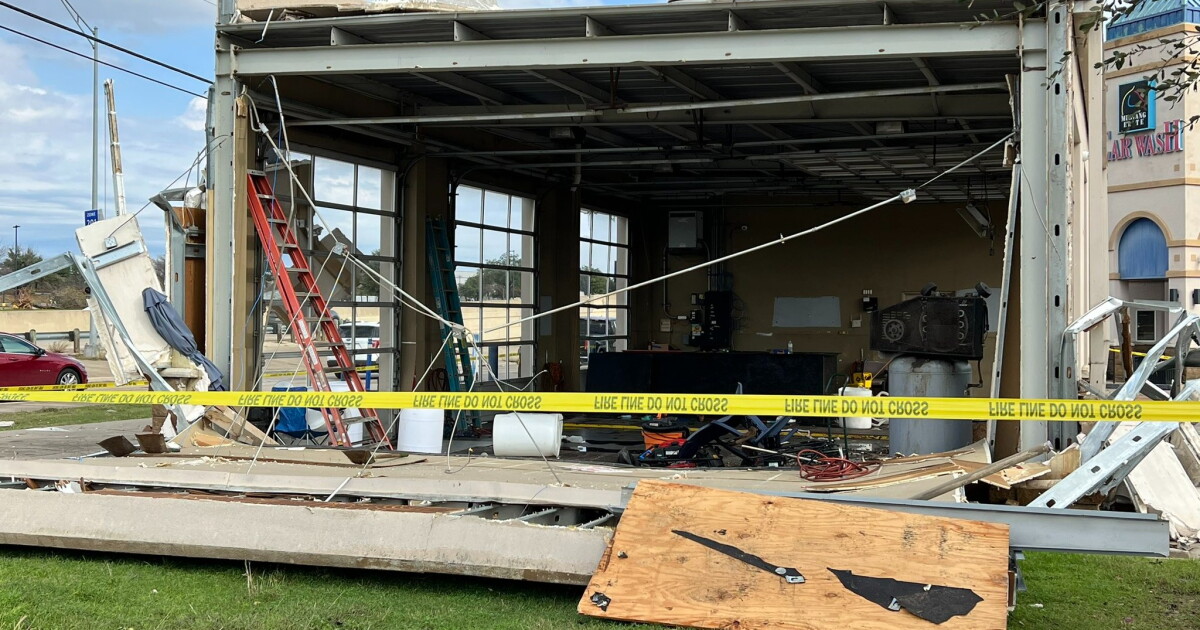 At least 5 tornadoes hit North Texas amid severe storms | KERA News