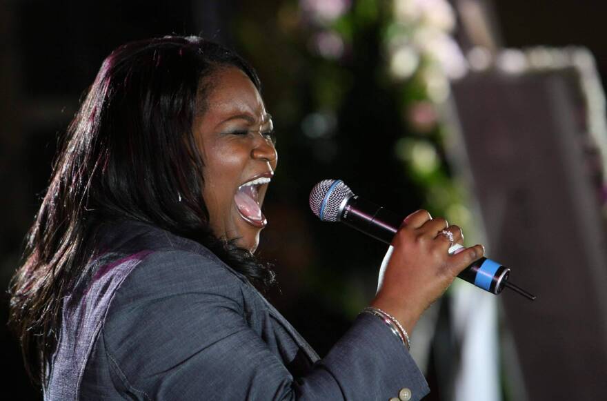 Gospel singer Shemekia Copeland, delivers during the funeral of Koko Taylor, Queen of the Blues. (Eric Y. Exit/AP)