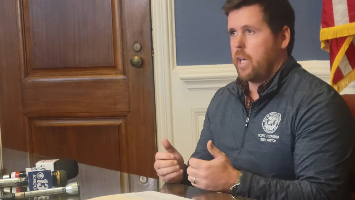 Missouri auditor says state has a 'spending problem' as it approaches budget cliff