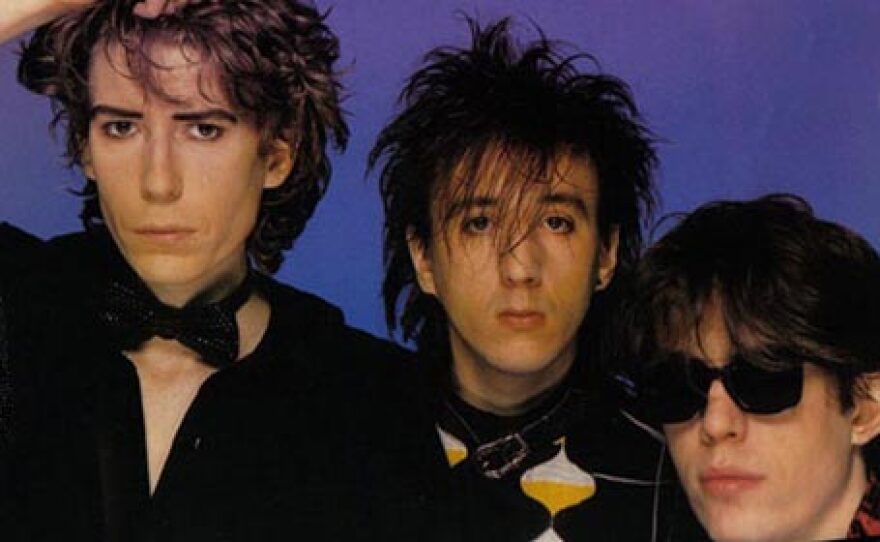 3 members of Psychdelic Furs pose for a glamour shot