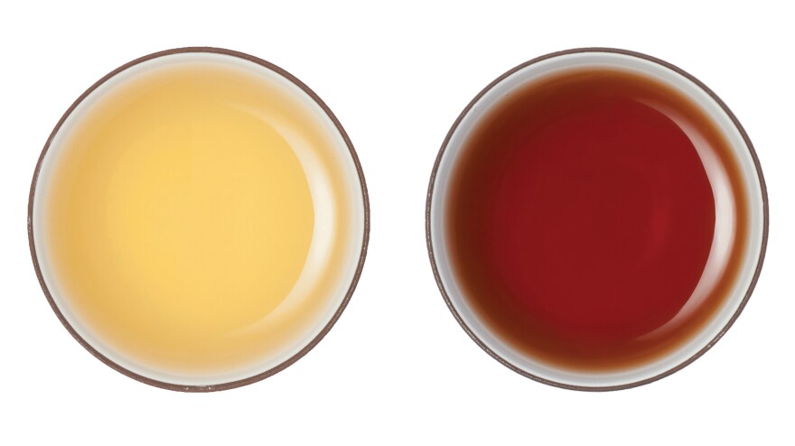 <em></em>Traditional <em>Sheng Pu'er </em>(left), is allowed to naturally ferment and mature in flavor over time. The more recently invented <em>Shu Pu'er </em>(right) is piled into a moist mass and fermented far more quickly.
