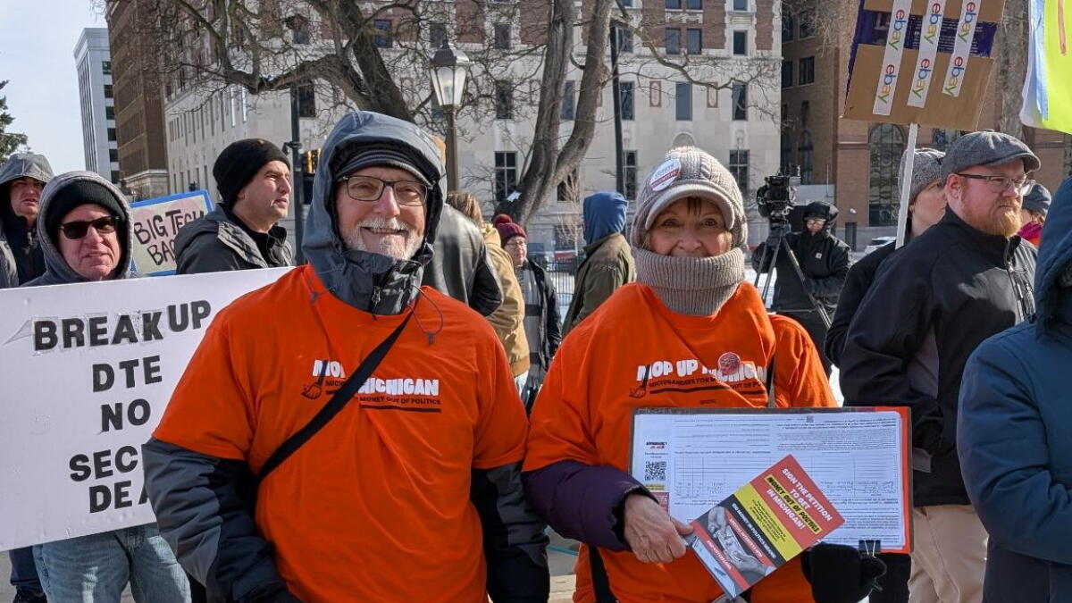 Volunteers supporting the Michiganders for Money Out of Politics petition effort