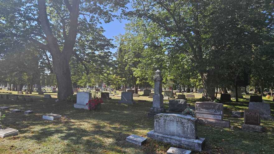 Forest Home Cemetery