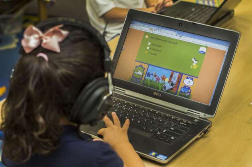 Photo courtesy of Osceola Reads.