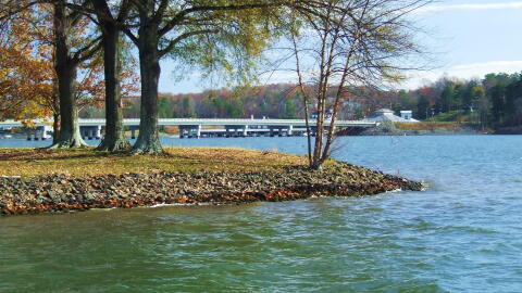 Lake Wylie Bridge.