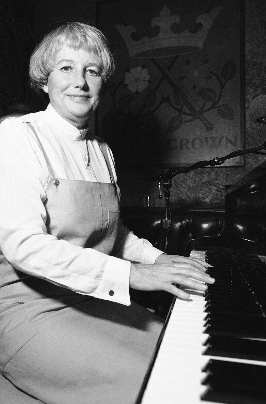 Blossom Dearie sits a piano keyboard in Michael?s Pub, an East Side New York City supper and jazz house on Sept. 1, 1981. Known in some circles as a ?singer?s singer? for her impeccable phrasing, pitch and diction, Miss Dearie makes a fair living serenading sophisticated listeners here and aboard. But she does wish her tunes were more widely known. (AP Photo/Burnett)