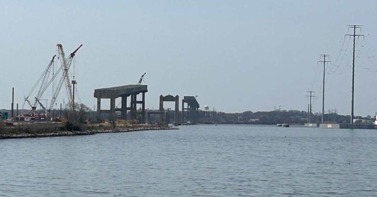 Families and Maryland leaders mark second anniversary as Key Bridge rebuild moves forward