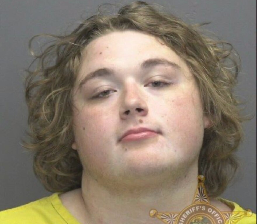 Logan Goines, 18