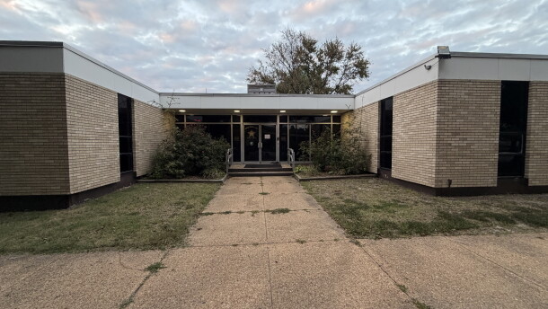 The former Norfolk Sheriff’s Office administrative building at 140 East St. The building will be demolished to clear space for the $18.7 million East Street Garage Project near Harbor Park.
