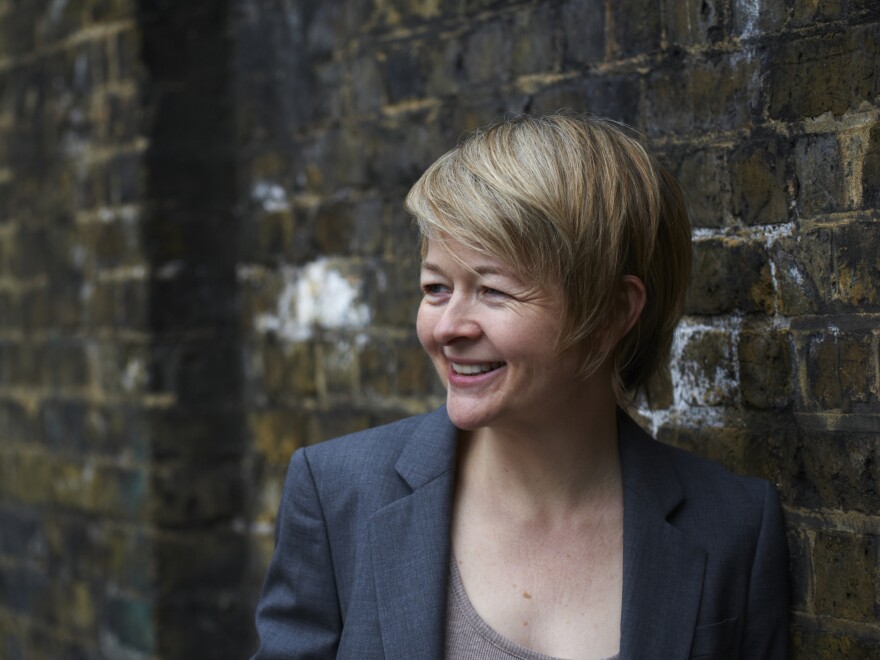 Novelist Sarah Waters has been shortlisted three times for the Man Booker Prize and named one of the best young British novelists by the journal <em>Granta</em>.