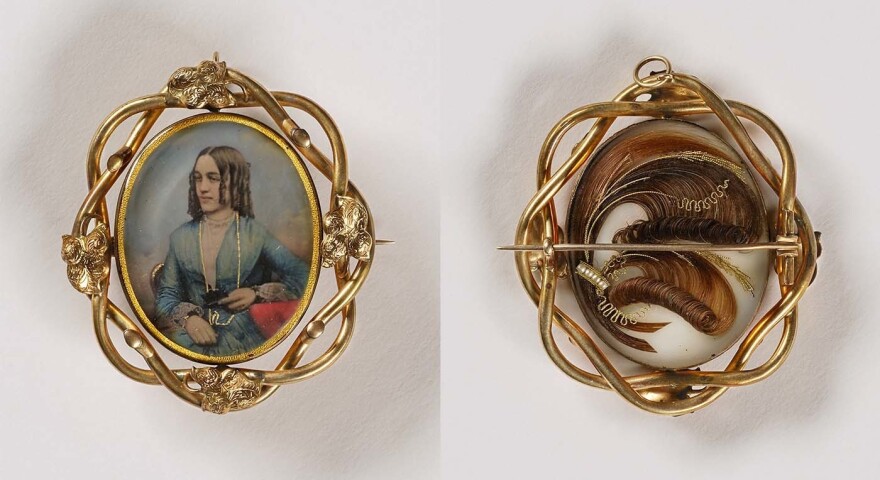 Unidentified artist, <em>Untitled (pin/pendant, woman with curls; verso, with sculpted hair)</em>, 1853, daguerreotype in metal setting. Smithsonian American Art Museum, the L. J. West Collection of Photographic Jewelry, Museum purchase made possible through the Franz H. and Luisita L. Denghausen Endowment.