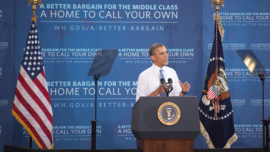 Obama Phoenix 080613 Spotlight