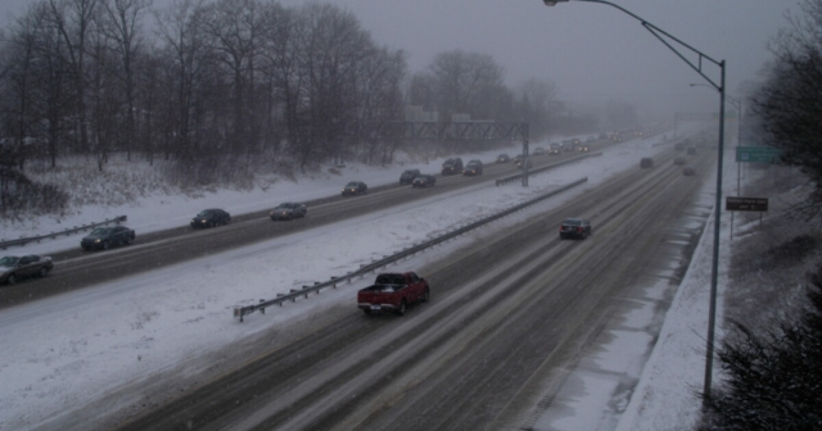 Snowstorm Dumps More Than 19 Inches On Michigan | WKAR Public Media
