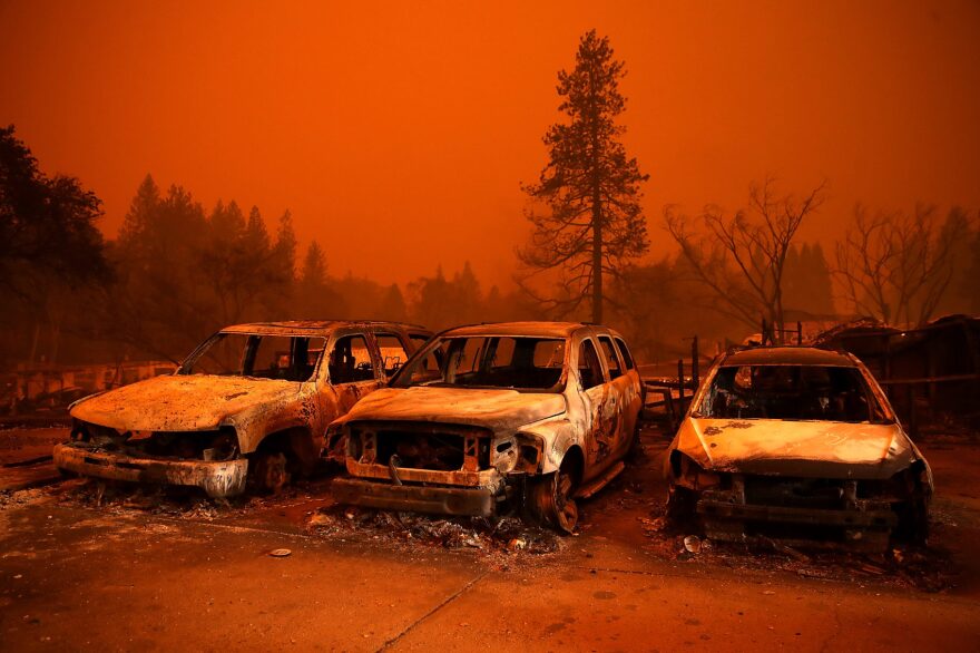 Cars destroyed by the Camp Fire sit in the lot at a used car dealership on November 9, 2018 in Paradise, California. (Photo by Justin Sullivan/Getty Images)
