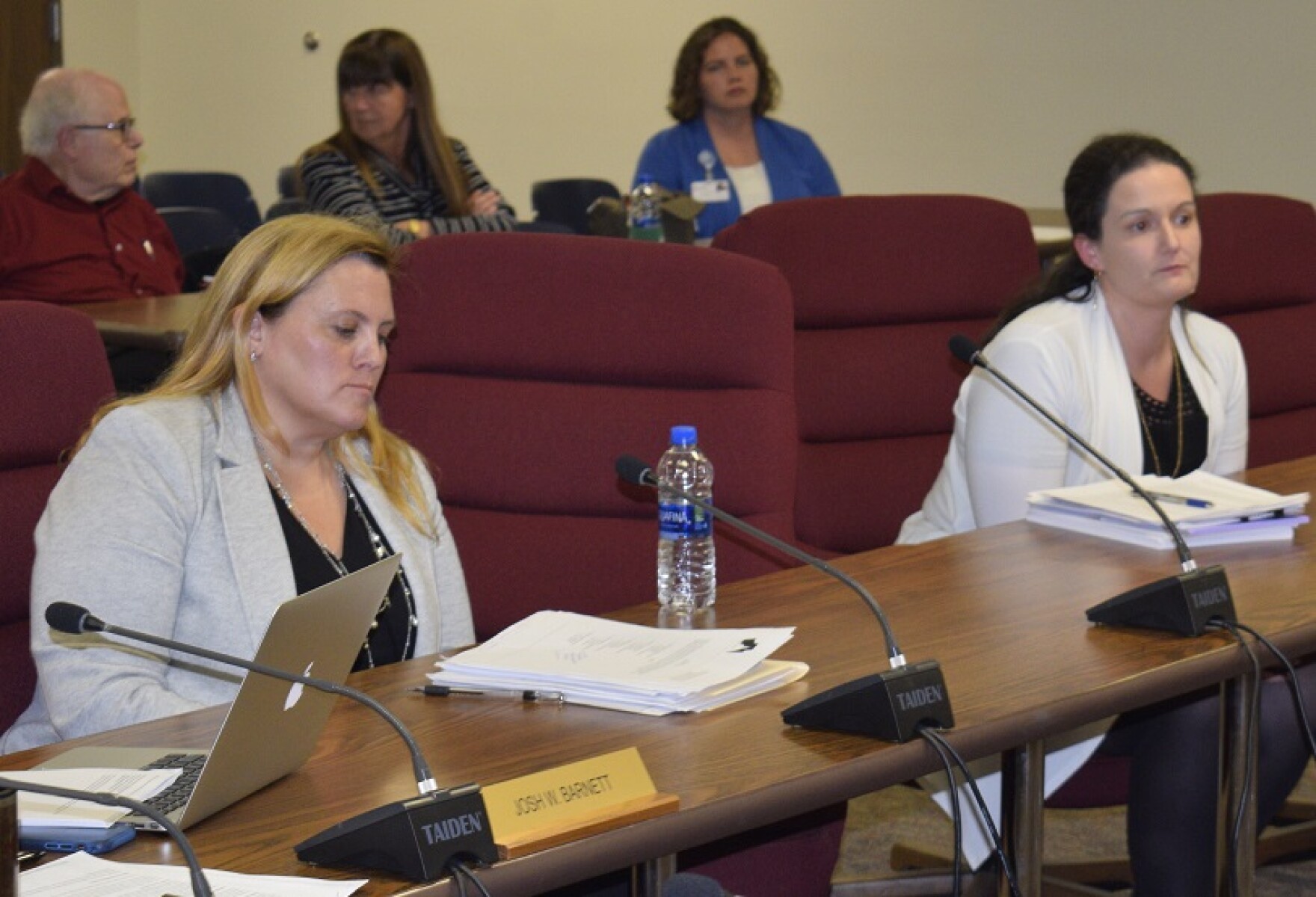 McLean County Panel OKs Outside Help To Resolve Bookkeeping Dispute WGLT