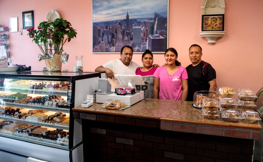 New York Pastries and Pastelería staff.