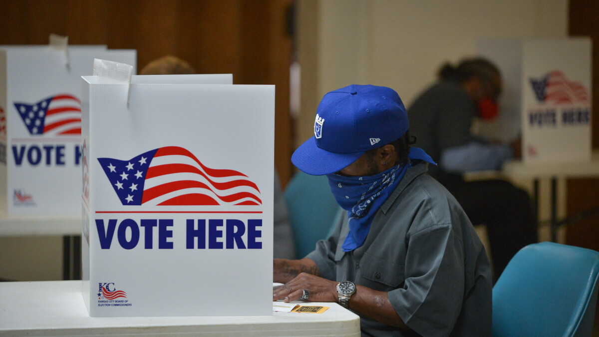 Voting rights groups ask Kansas Supreme Court to block law they say impedes voter registration - Vimarsana News