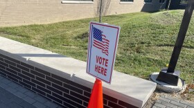 Voting location sign at Lexington's Tates Creek High School